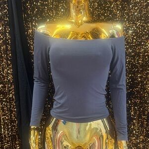 Klassy Network Off-Shoulder Long Sleeve Top in Dark Gray